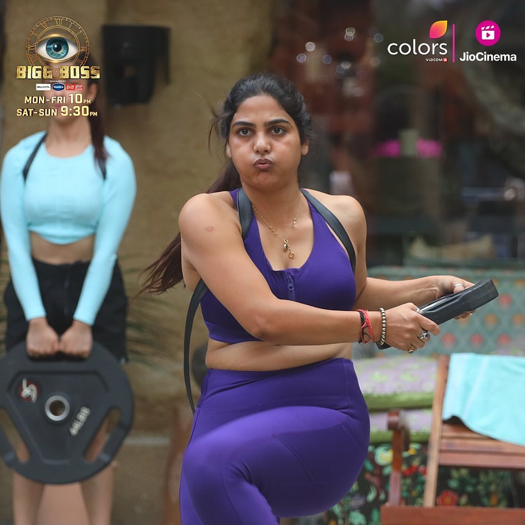 Bigg Boss 18: शादी से पहले प्रेग्नेंट हो गई थीं Hema Sharma, वायरल भाभी के एक्स-पति ने खोले कई राज - bigg boss 18 viral bhabhi aka hema sharma ex husband claims she got pregnant before marriage opens up about their marriage